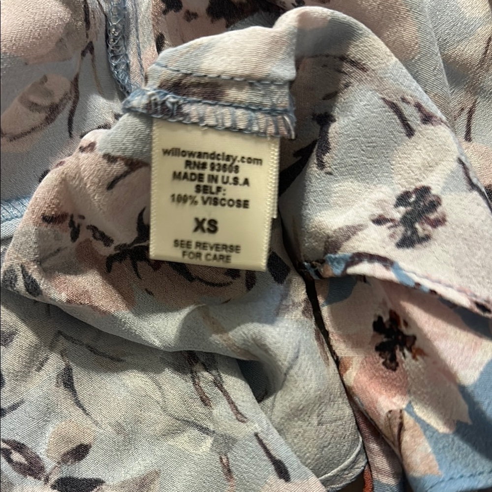 Willow & Clay Floral Ruffle Blouse - Blue and Pink - Picture 3 of 5